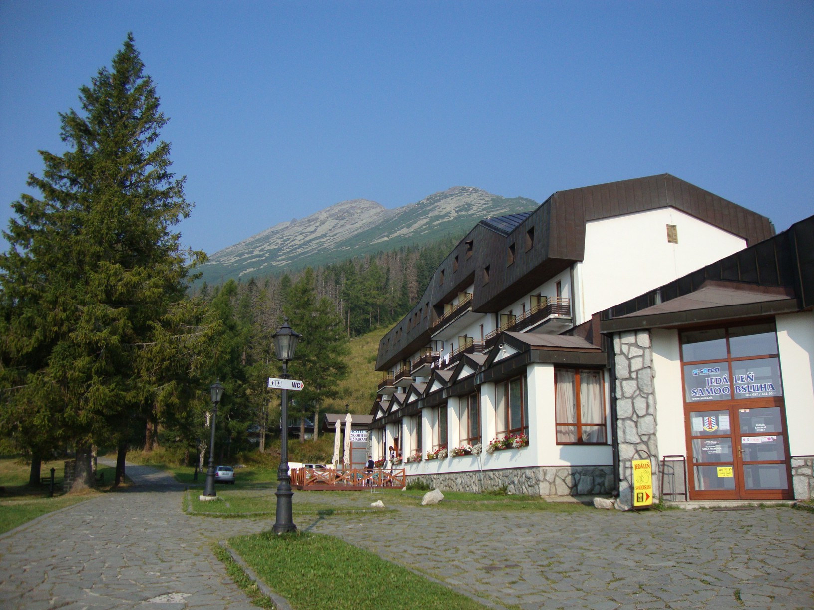 Hotel Hrebienok - referencia spoločnosti eurodreveník s.r.o